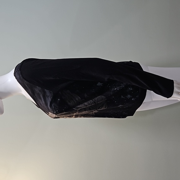 ANAMA Open back Graphic long sleeve tee - Picture 4 of 8